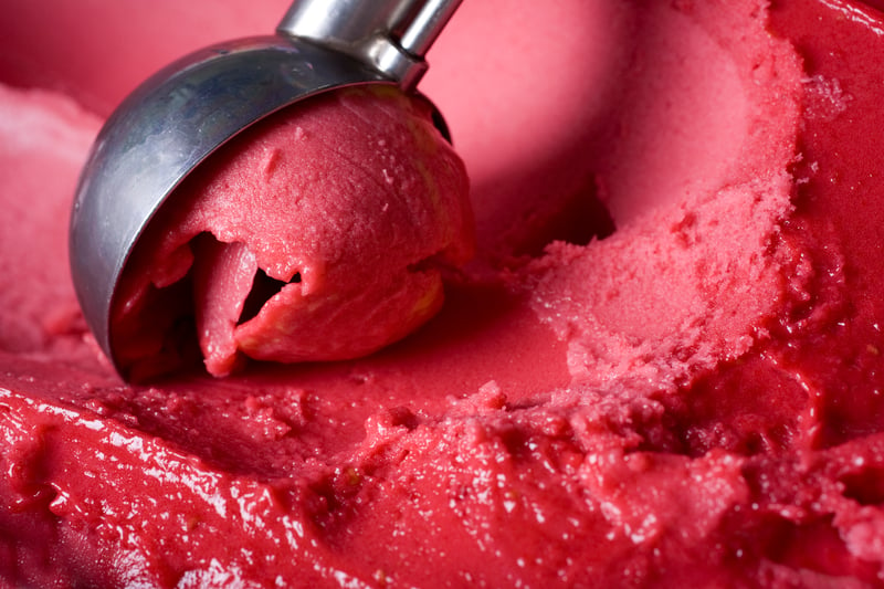 Quelles sont les différences entre les glaces, crèmes glacées et sorbets ?